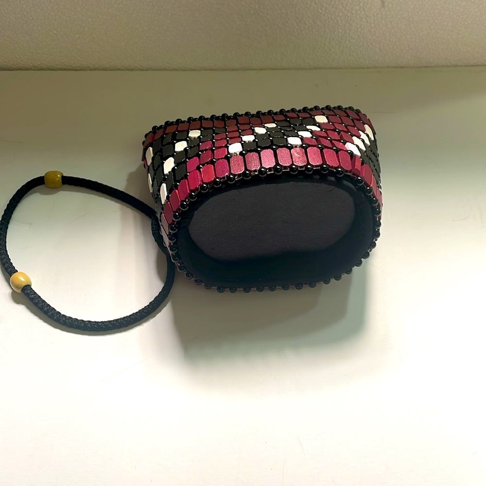 Purse made in Kenya - Picture 2 of 4